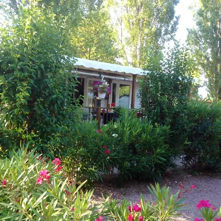 Holiday home Bungalow De 3 Chambres A Frejus Avec Piscine Partagee Terrasse Amenagee Et Wifi A 5 Km De La Plage Frejus