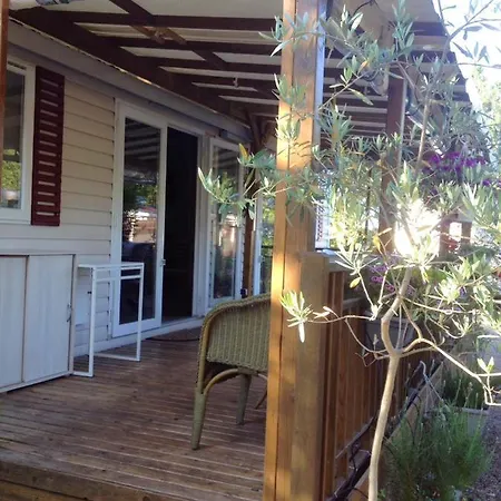 Holiday home Bungalow De 3 Chambres A Frejus Avec Piscine Partagee Terrasse Amenagee Et Wifi A 5 Km De La Plage
